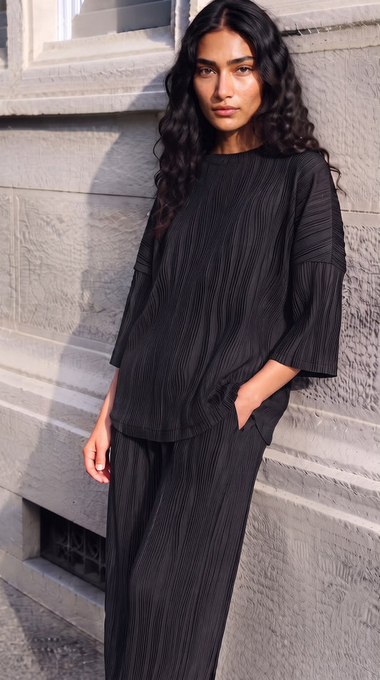 Pleated set